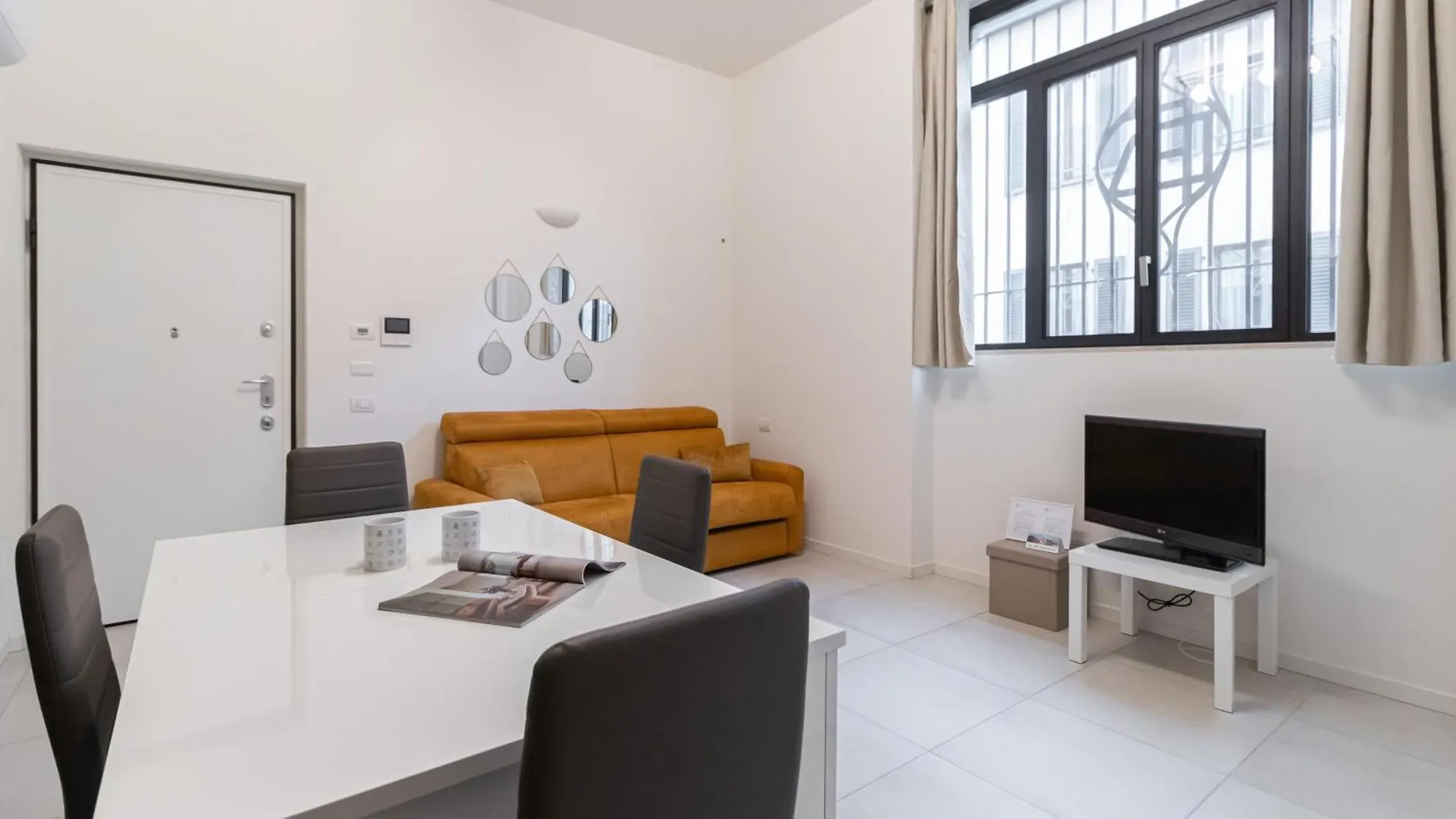 Italianway - Pianell 5 A Apartment Milan 0*,  Italy