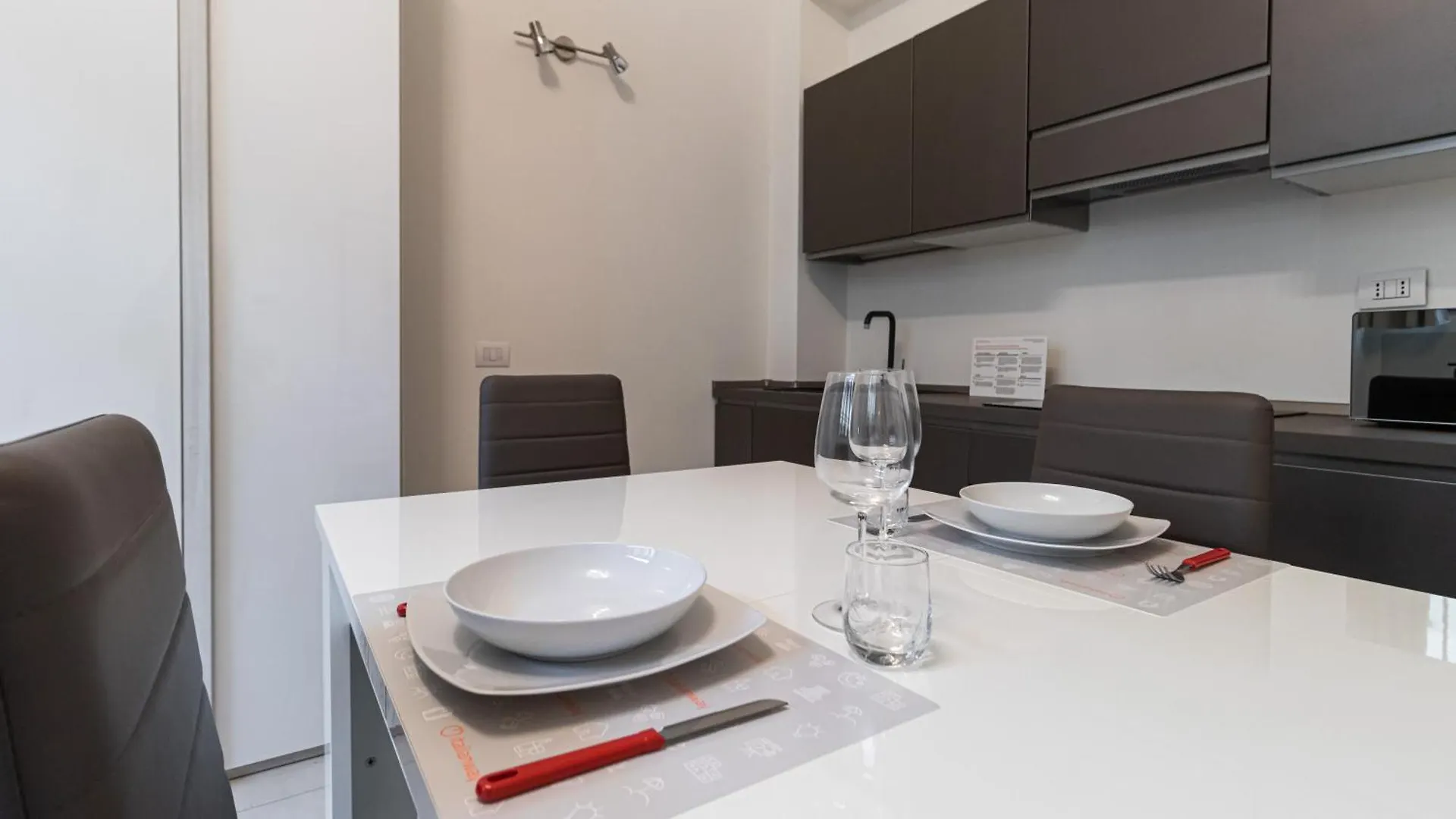 Italianway - Pianell 5 A Apartment Milan