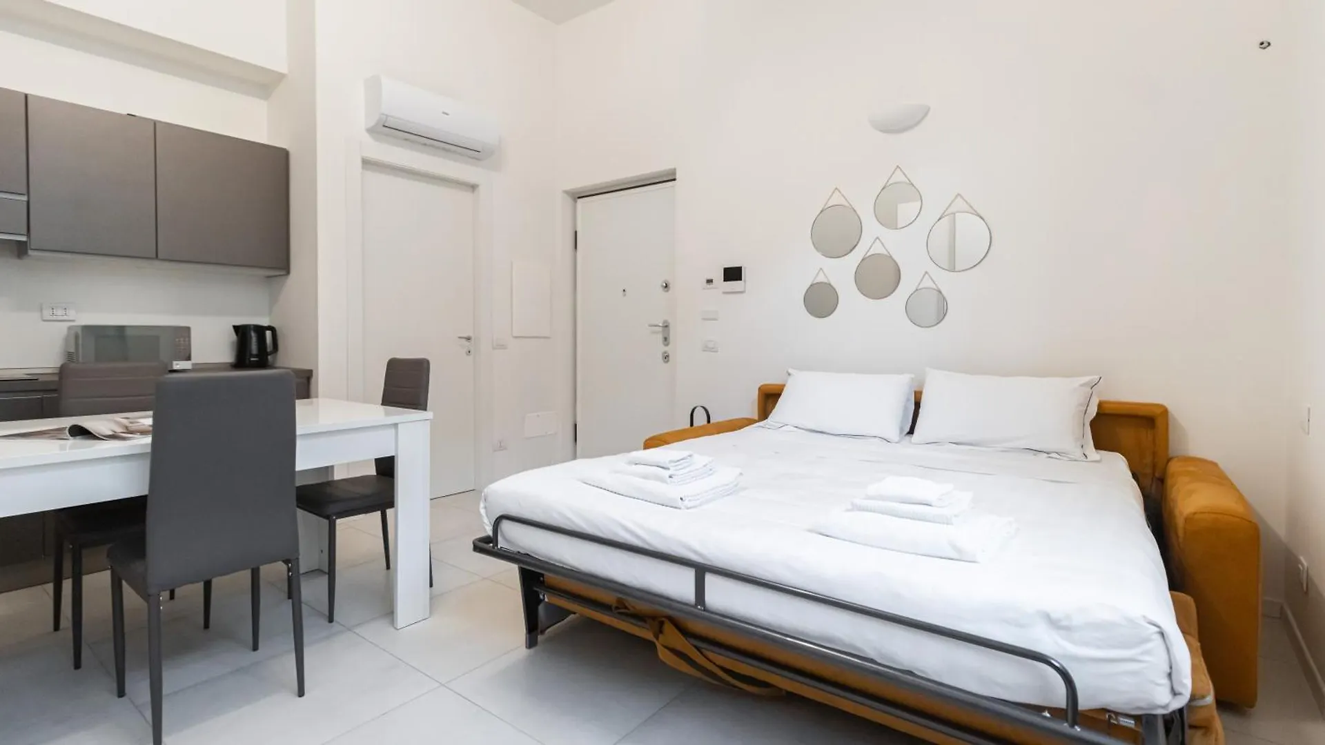 Italianway - Pianell 5 A Apartment Milan